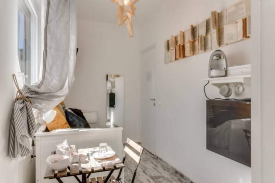Single Room, Ensuite | In-room dining