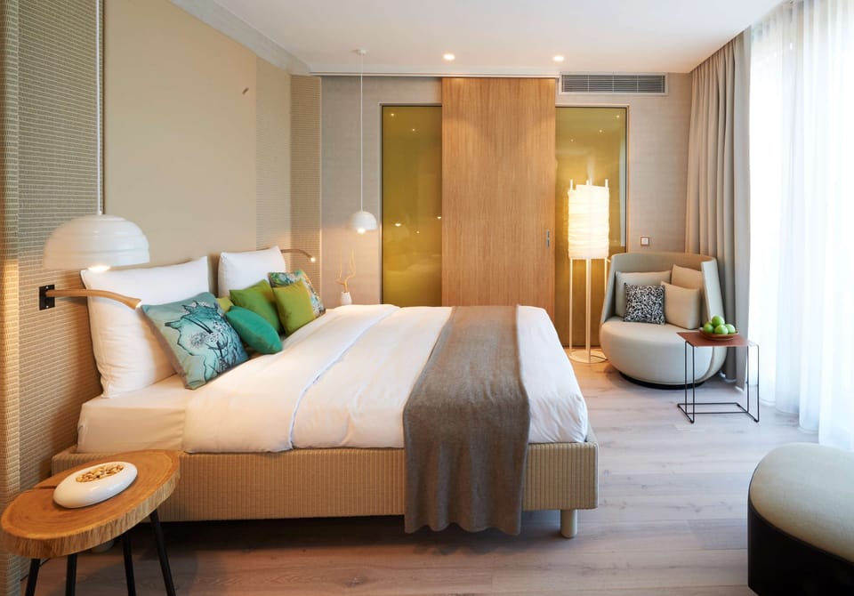 Suite, 1 Bedroom, Balcony (Natural) | Hypo-allergenic bedding, in-room safe, desk, laptop workspace