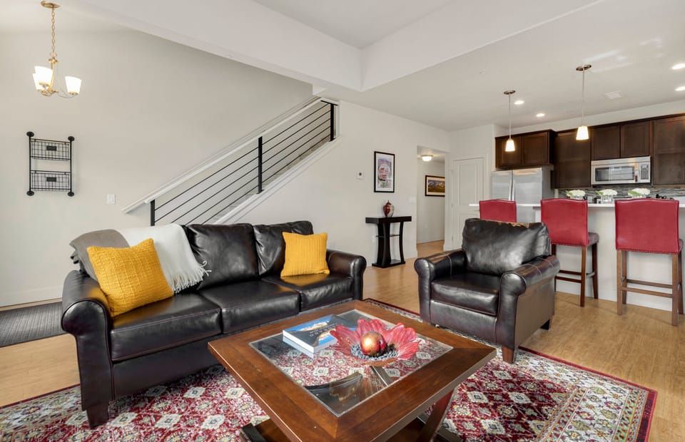 House, Multiple Beds, Patio, Garden View (238 Osiander St. Unit D) | Living area | 40-inch TV with digital channels, fireplace