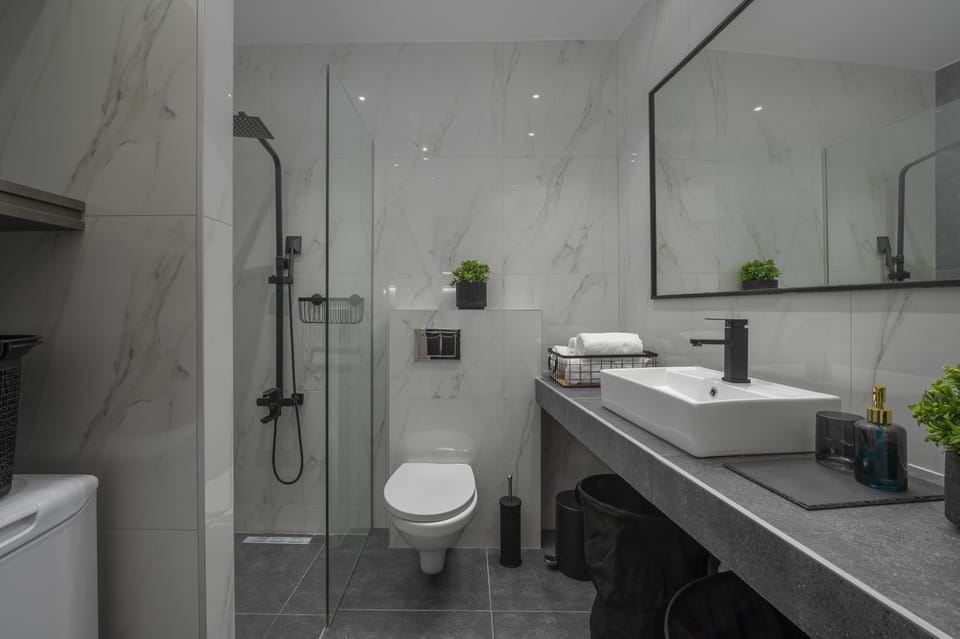 Nomades Suites Thessaloniki Bed and Breakfast in Thessaloniki