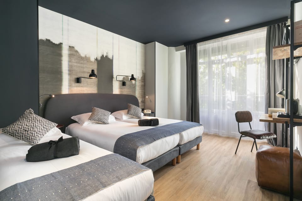 In-room safe, blackout drapes, soundproofing, free WiFi