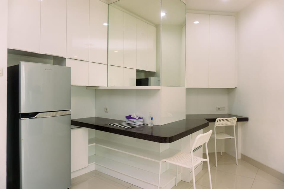 Apartment, 2 Bedrooms | Private kitchen | Fridge, stovetop, cookware/dishes/utensils
