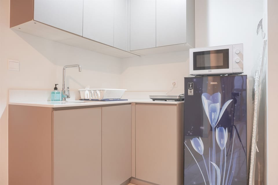 Apartment, 1 Bedroom | Private kitchen | Fridge, stovetop, cookware/dishes/utensils
