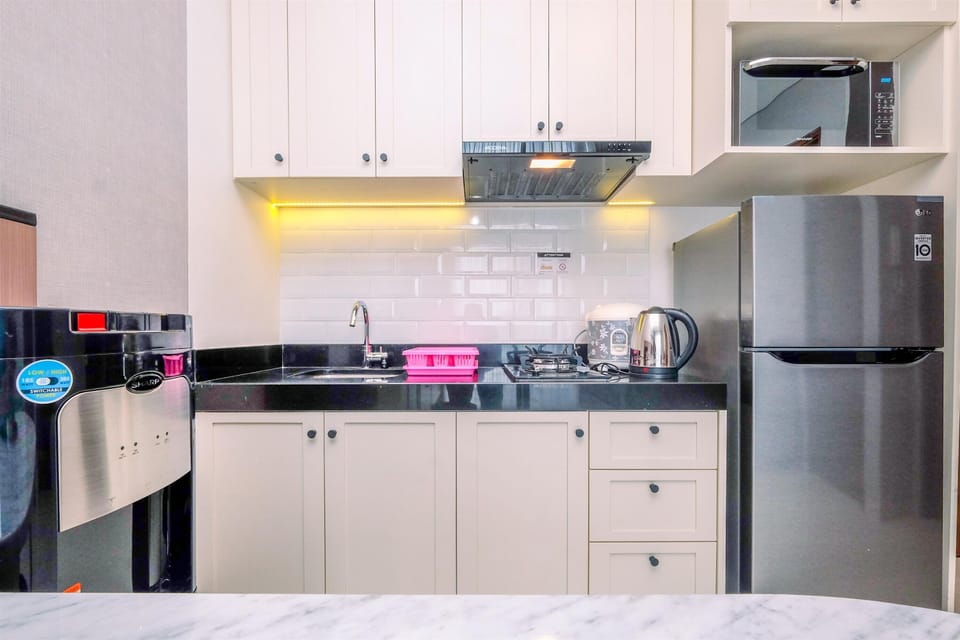 Apartment, 1 Bedroom | Private kitchen | Fridge, stovetop, cookware/dishes/utensils