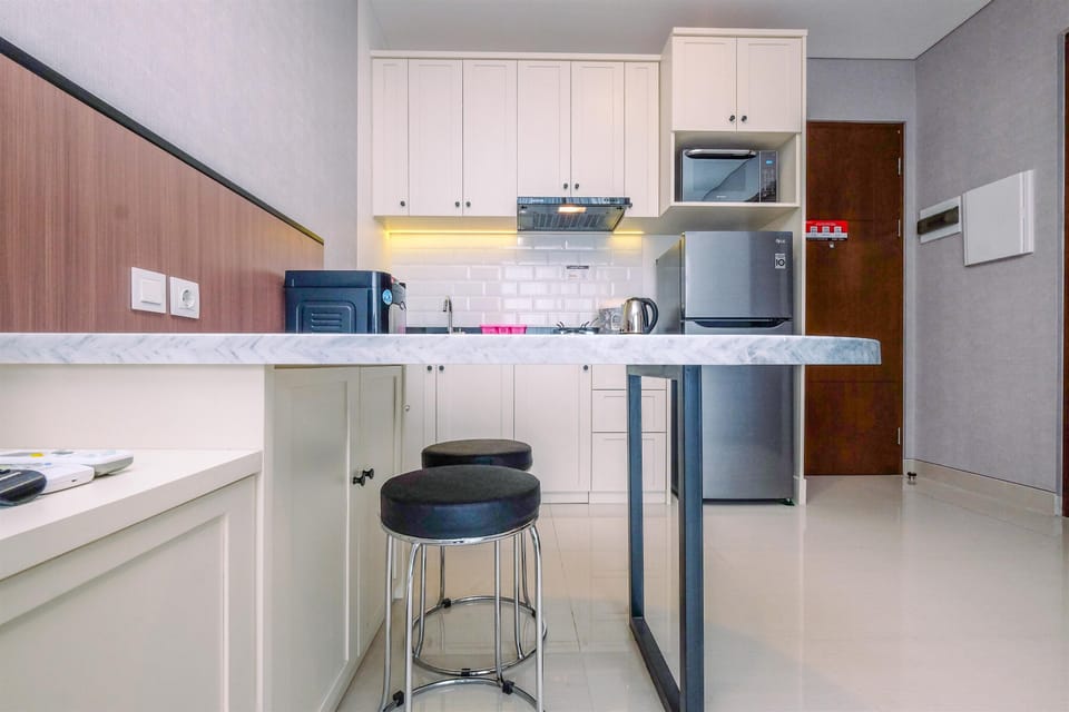 Apartment, 1 Bedroom | Private kitchen | Fridge, stovetop, cookware/dishes/utensils