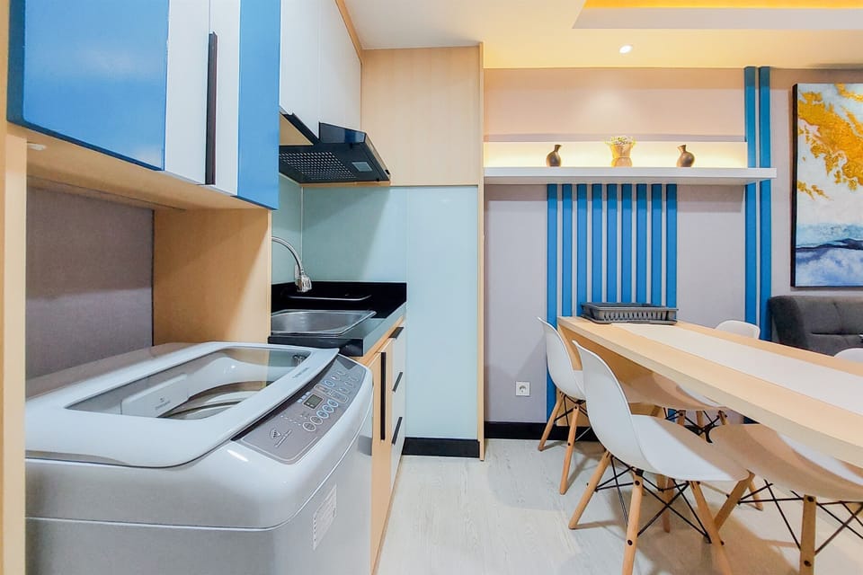 Apartment, 2 Bedrooms | Private kitchen | Fridge, stovetop, cookware/dishes/utensils