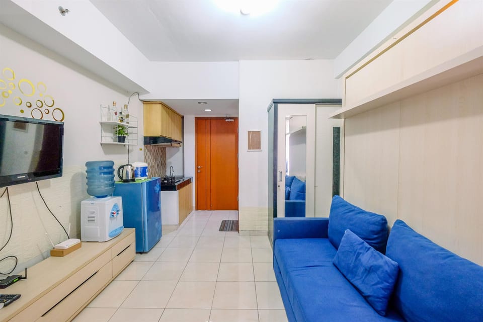 Studio | Living room | TV