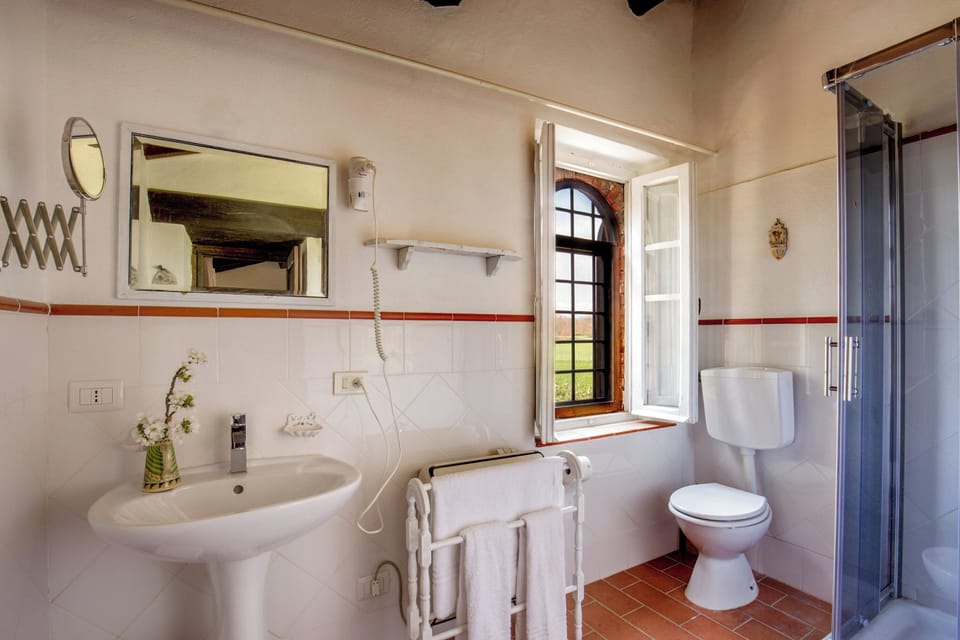 Shower, hair dryer, bidet, shampoo