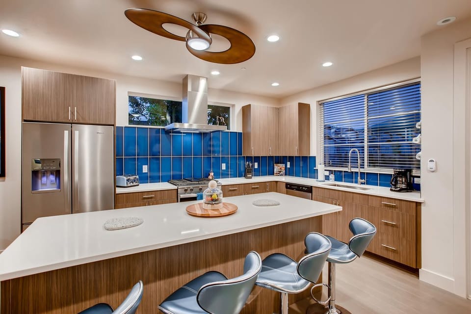House, Multiple Beds, Patio, Garden View (908 Jerome St. (Unit 4)*) | Private kitchen | Fridge, microwave, oven, stovetop