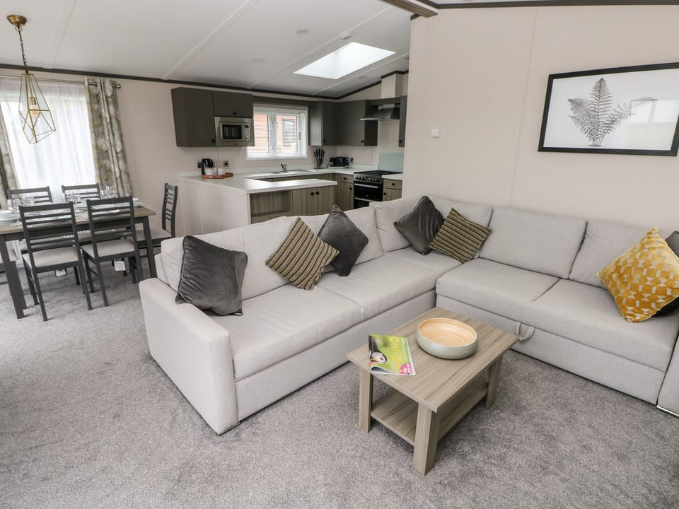 Cottage | Interior