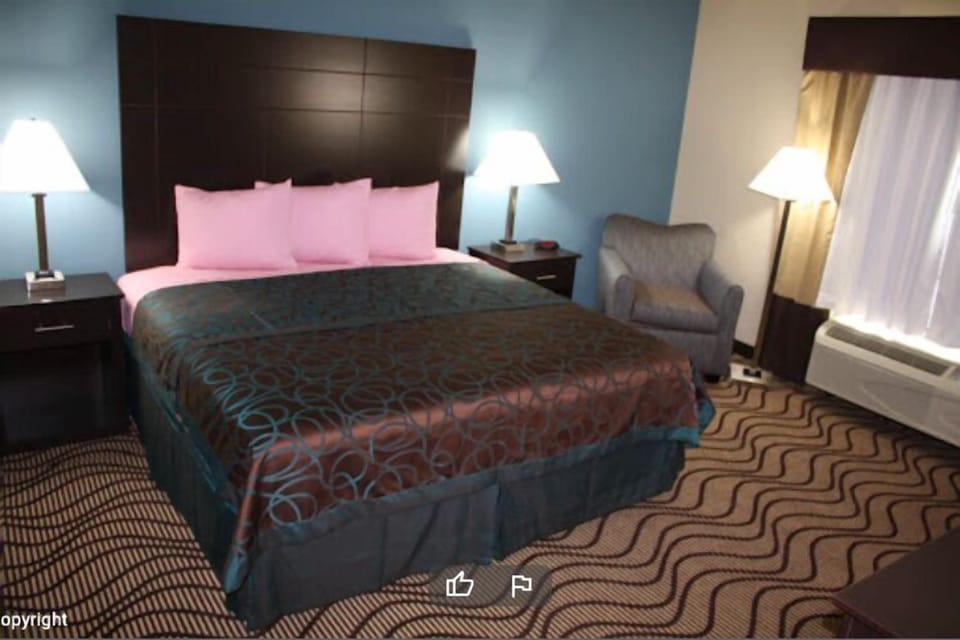 Blackout drapes, iron/ironing board, free WiFi, bed sheets