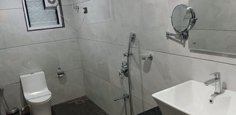 Premium Room | Bathroom