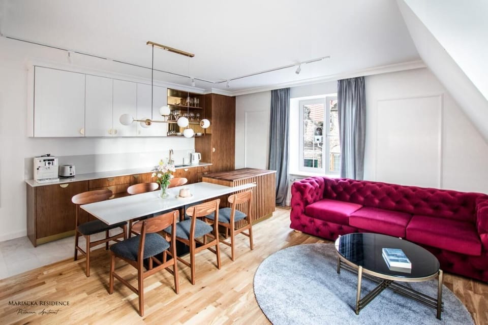 Design Apartment | Private kitchen | Full-size fridge, microwave, stovetop, dishwasher