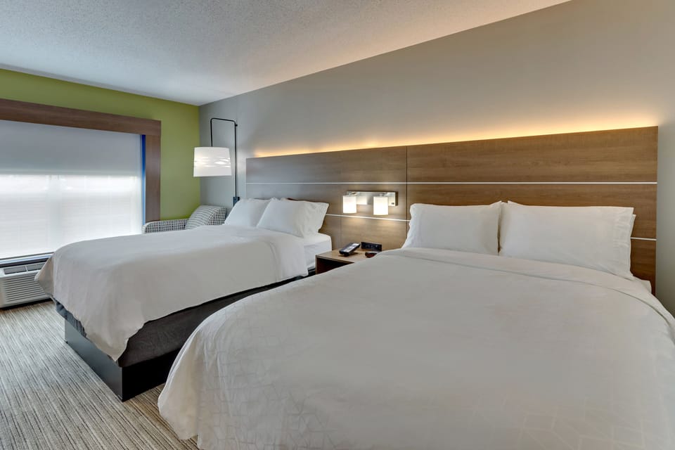 In-room safe, desk, iron/ironing board, rollaway beds (free)