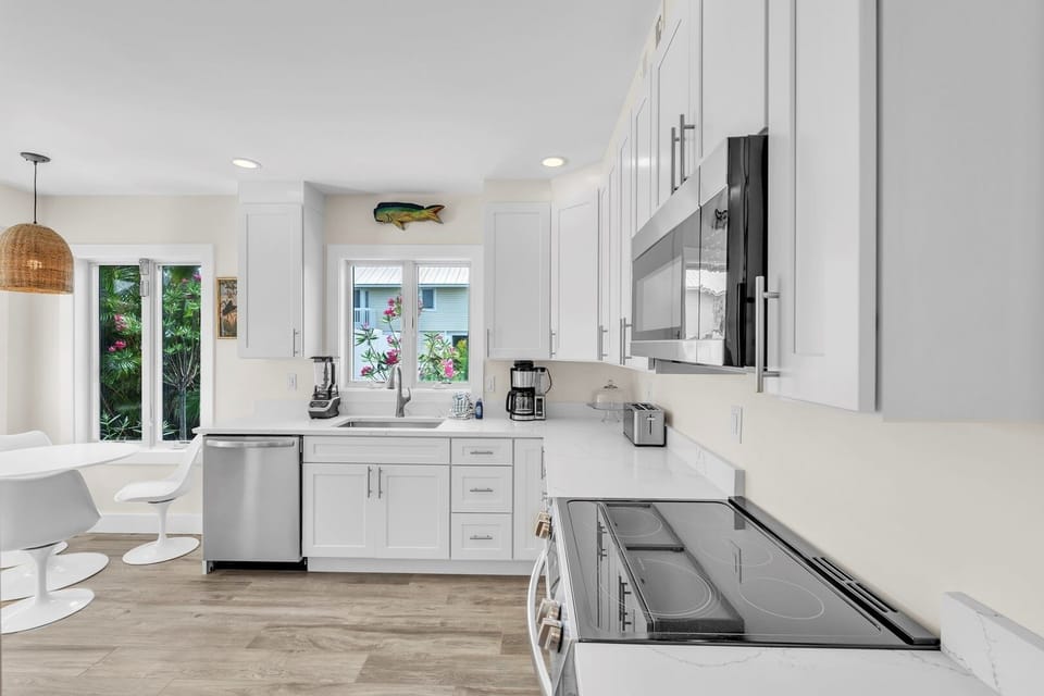 House, 3 Bedrooms | Private kitchen | Coffee/tea maker, fridge, toaster