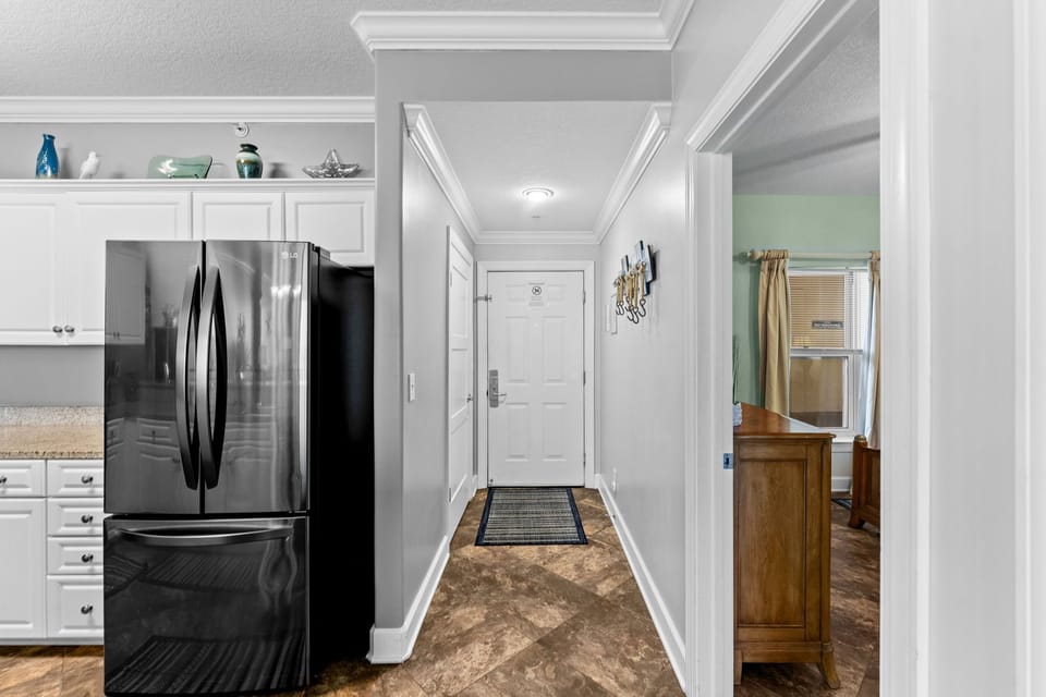 Condo, Multiple Beds, Hot Tub, Ocean View | Interior