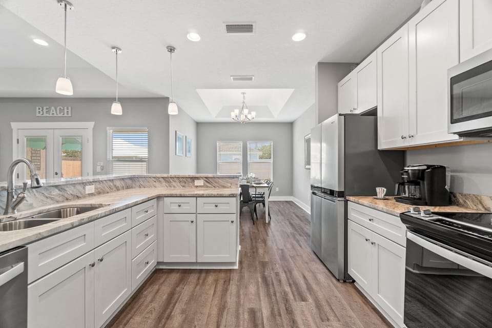 House, Multiple Beds, Patio, Ocean View | Private kitchen