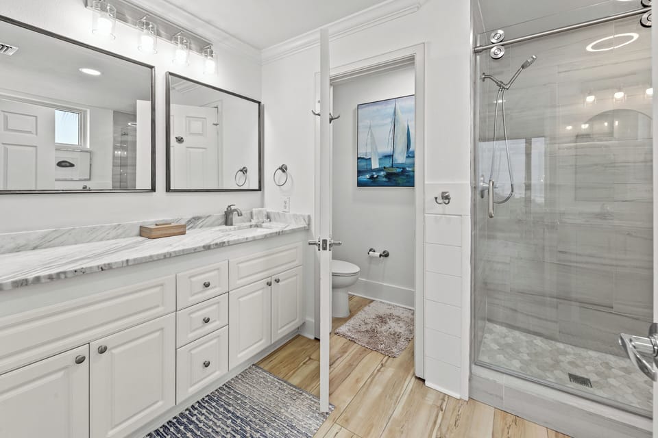 Elegant 4BD 4Ba With Stunning Ocean Views and Direct Beach & Pool Access Apartment in Miramar Beach