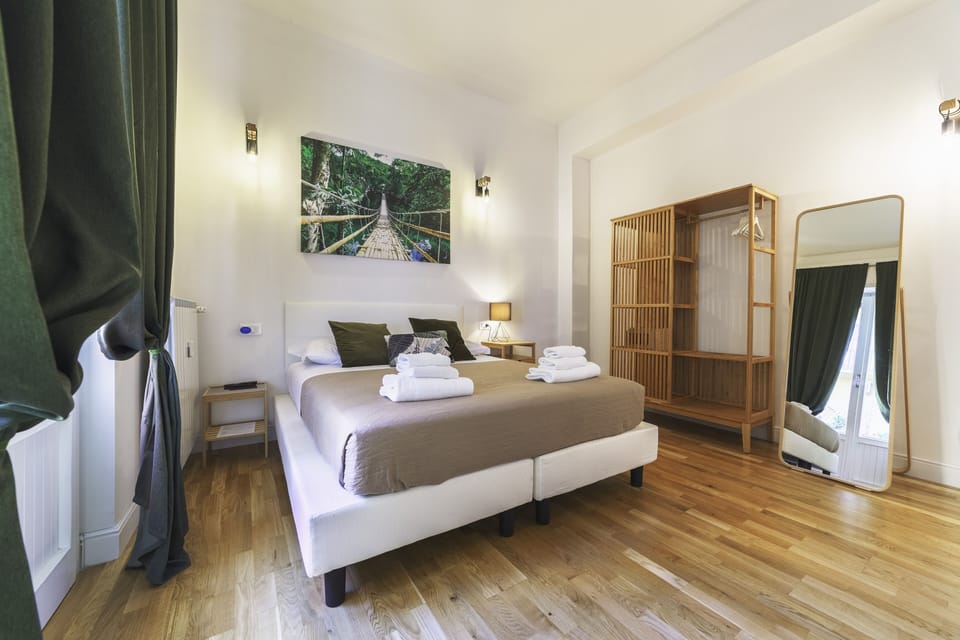 Grand Room | Room amenity