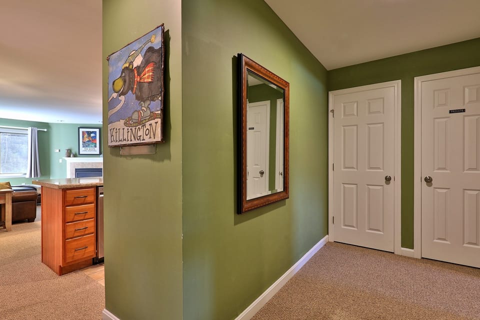 Condo, 3 Bedrooms | Interior