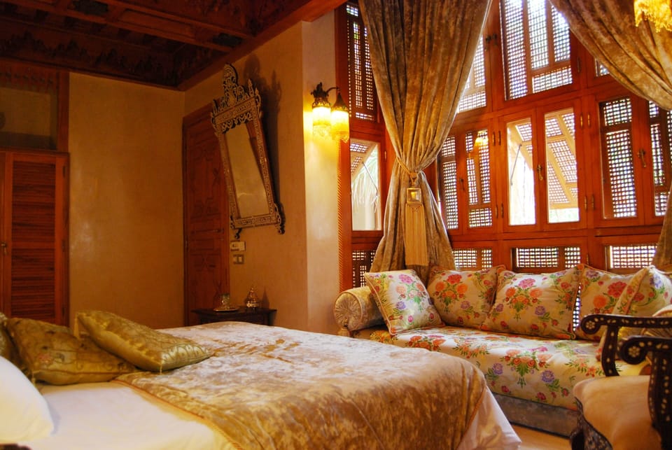 Royal Suite | Egyptian cotton sheets, premium bedding, memory foam beds, in-room safe