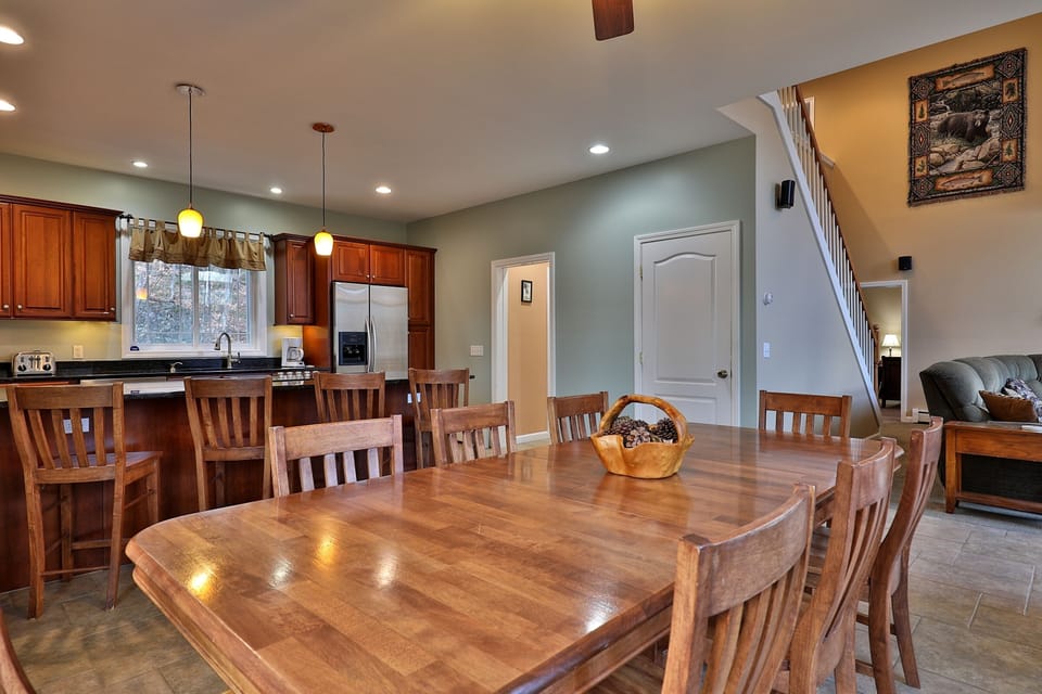 House, 3 Bedrooms | Dining