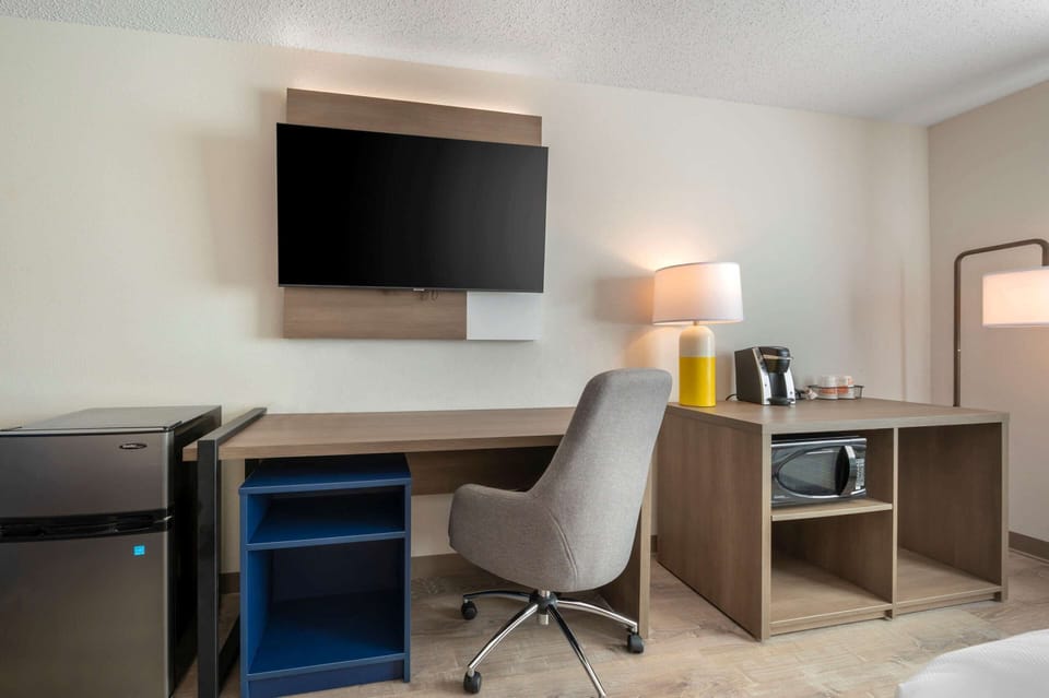 Standard Room, 2 Queen Beds, Non Smoking | Desk, blackout drapes, iron/ironing board, free WiFi