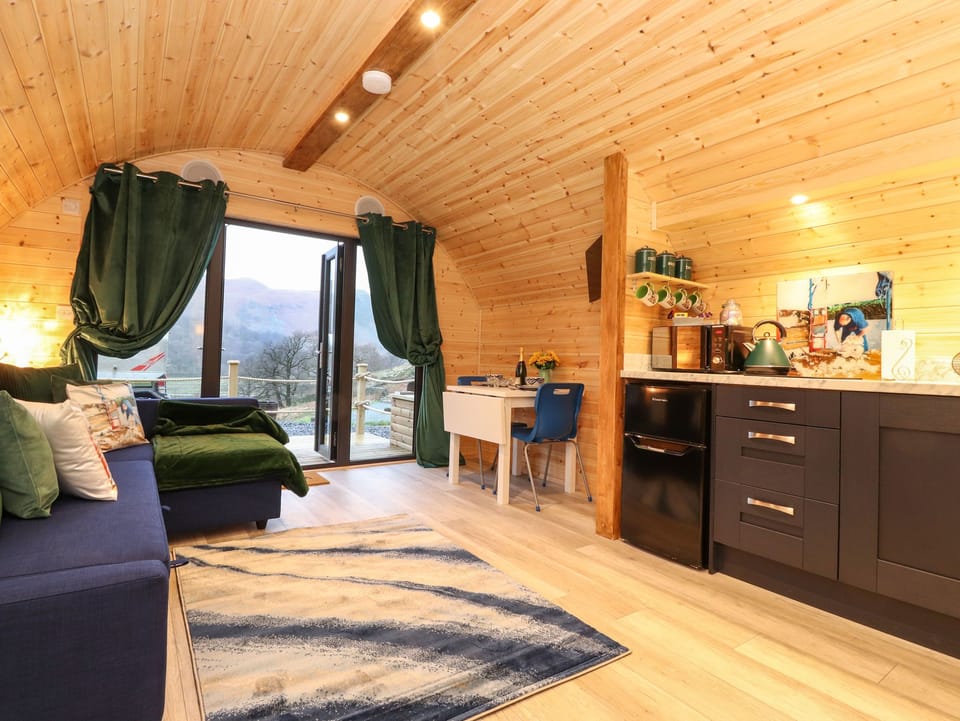 Cottage | Interior