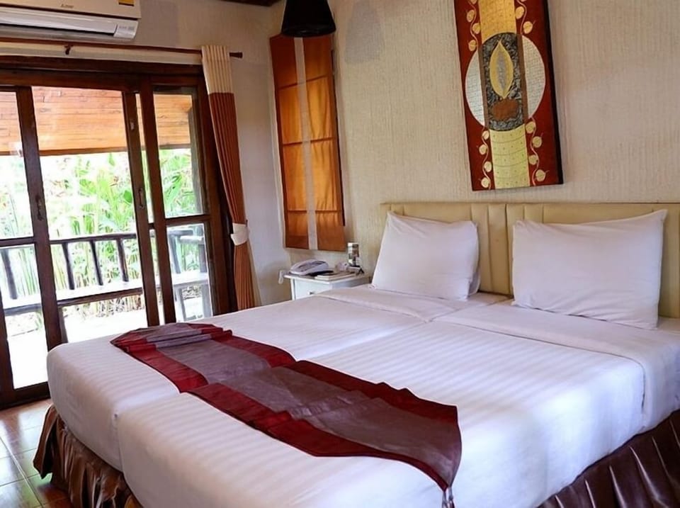 Standard Twin Room | Free WiFi