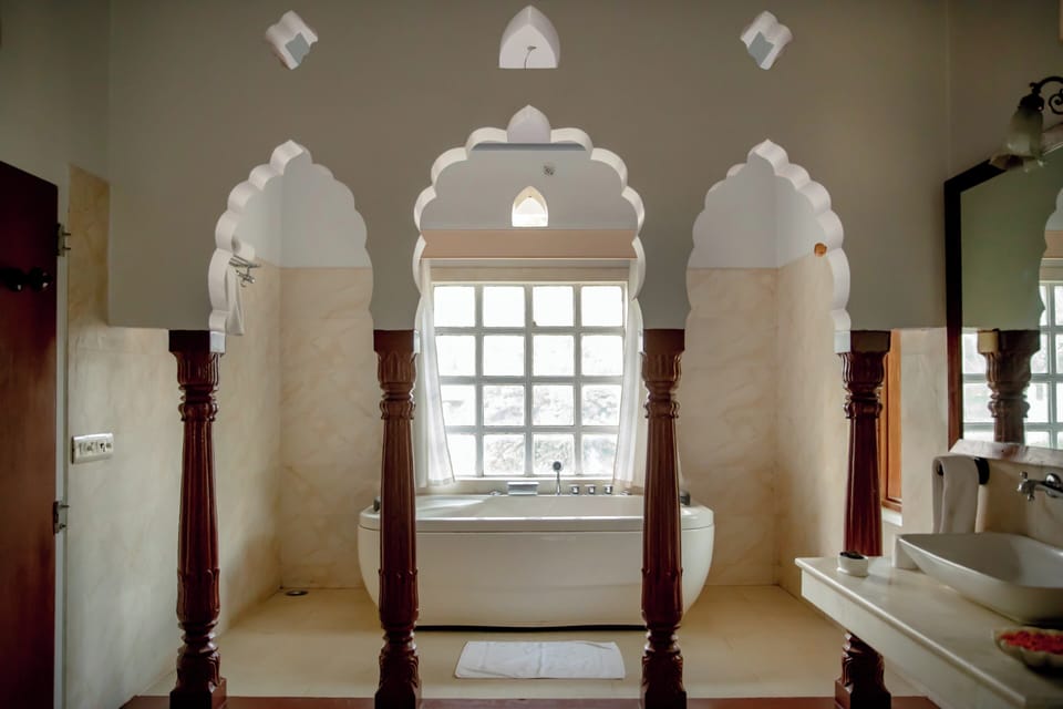 Superior Studio Suite | Bathroom | Hair dryer, towels, soap, shampoo