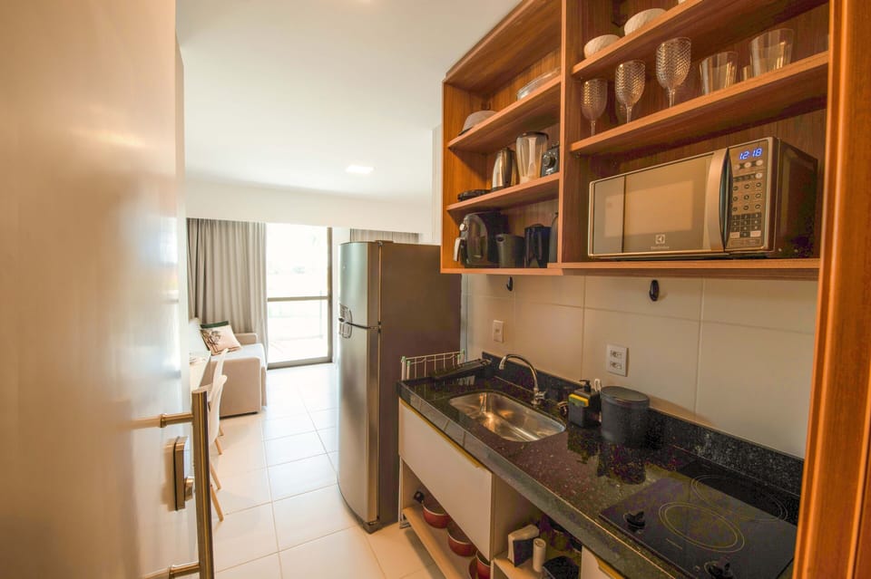 Luxury Apartment, Non Smoking, Kitchen | Private kitchen | Microwave, toaster, blender, cookware/dishes/utensils