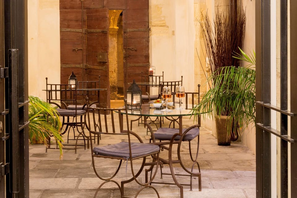 Le Marquis de la Baume Hotel in Nimes