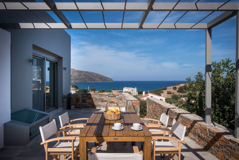 Villa | Dining