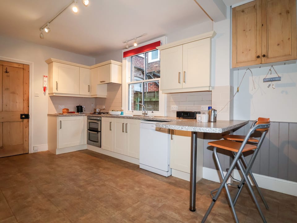 Fridge, dishwasher, electric kettle, toaster