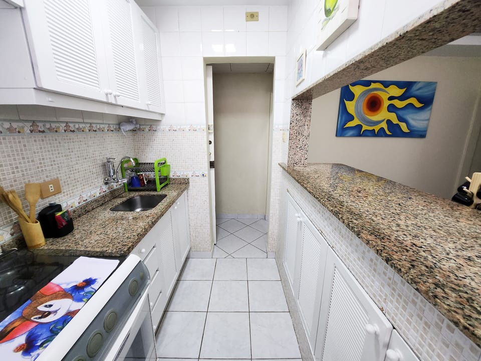 Family Apartment | Private kitchen | Fridge, oven, cookware/dishes/utensils