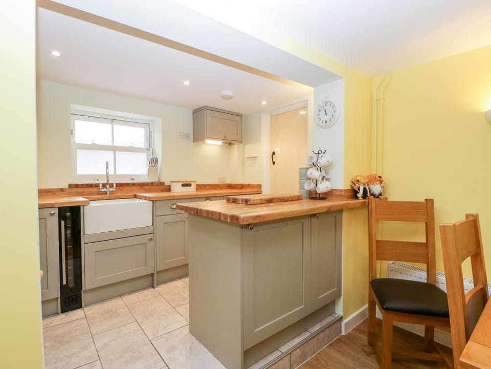 Fridge, dishwasher, electric kettle, toaster