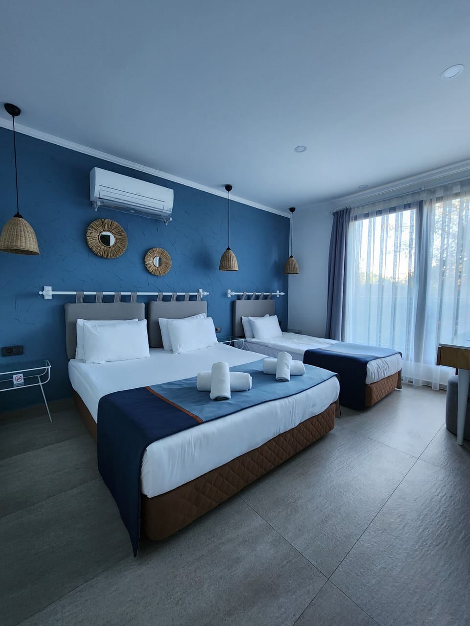 Standard Triple Room | Premium bedding, down comforters, minibar, in-room safe