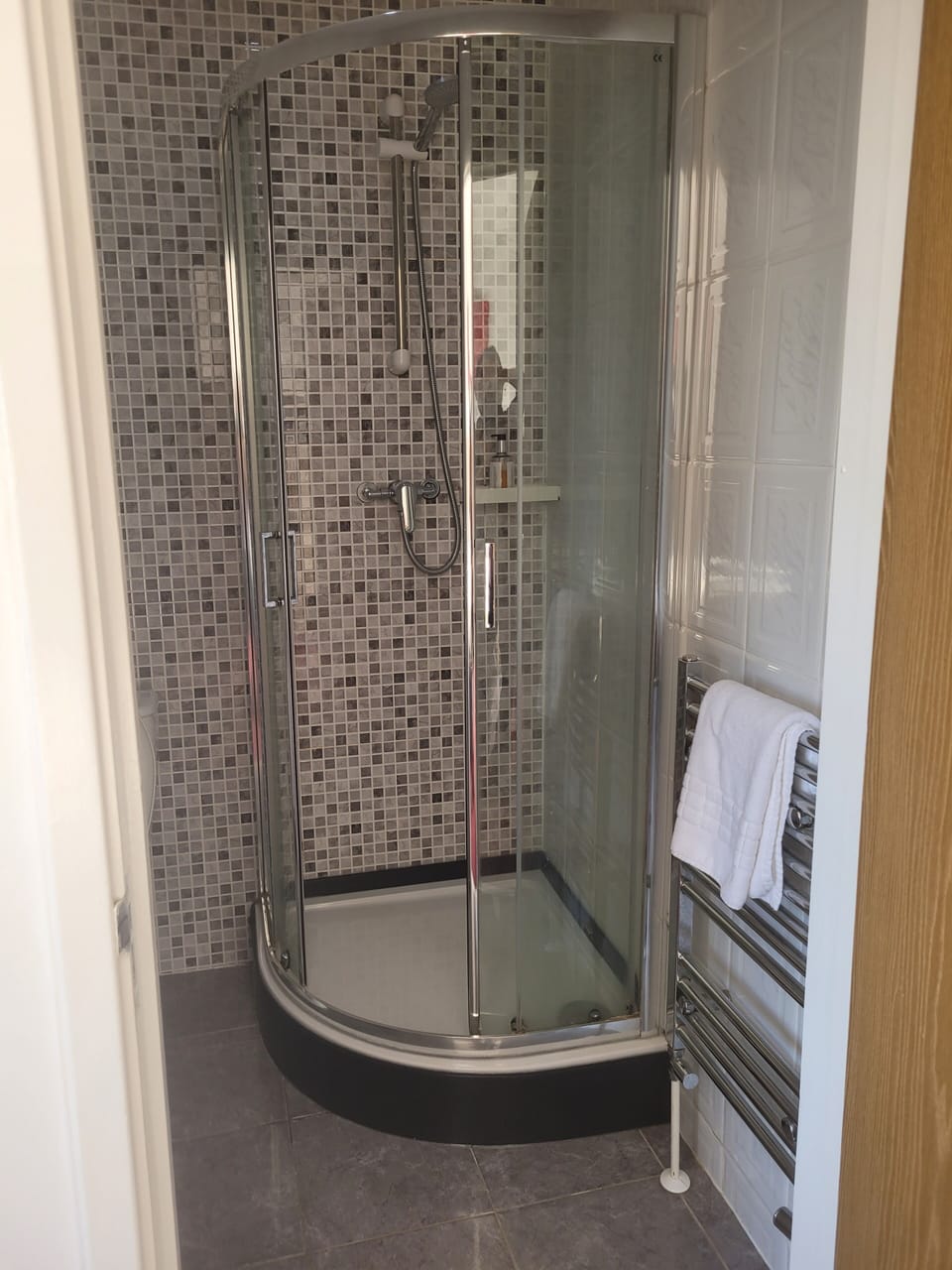 Superior Double Room | Bathroom | Shower, rainfall showerhead, designer toiletries, hair dryer