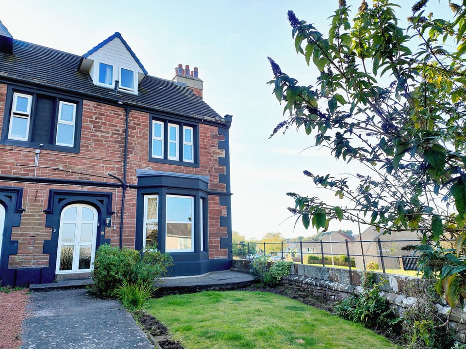 Grove House Cottage in Copeland District