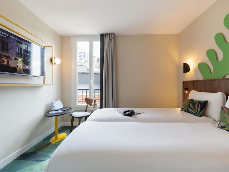Standard Room, 2 Twin Beds | Desk, soundproofing, iron/ironing board, free cribs/infant beds
