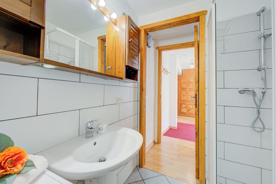 Studio Clotes Ski In - Ski Out Apartment in Sauze d'Oulx