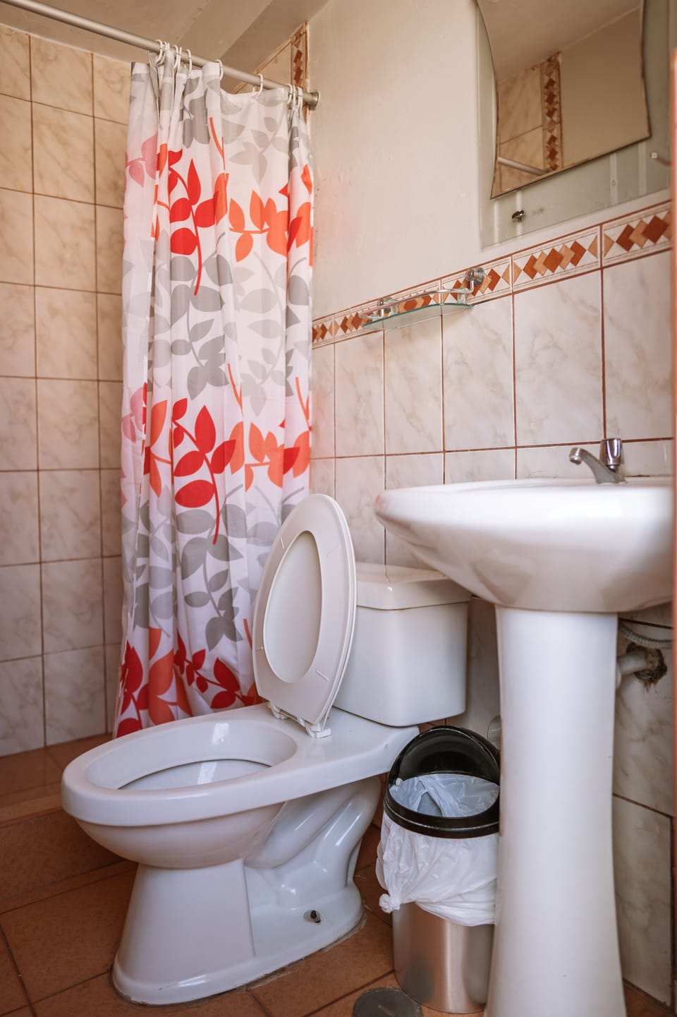 Classic Single Room | Bathroom | Shower, rainfall showerhead, towels, soap