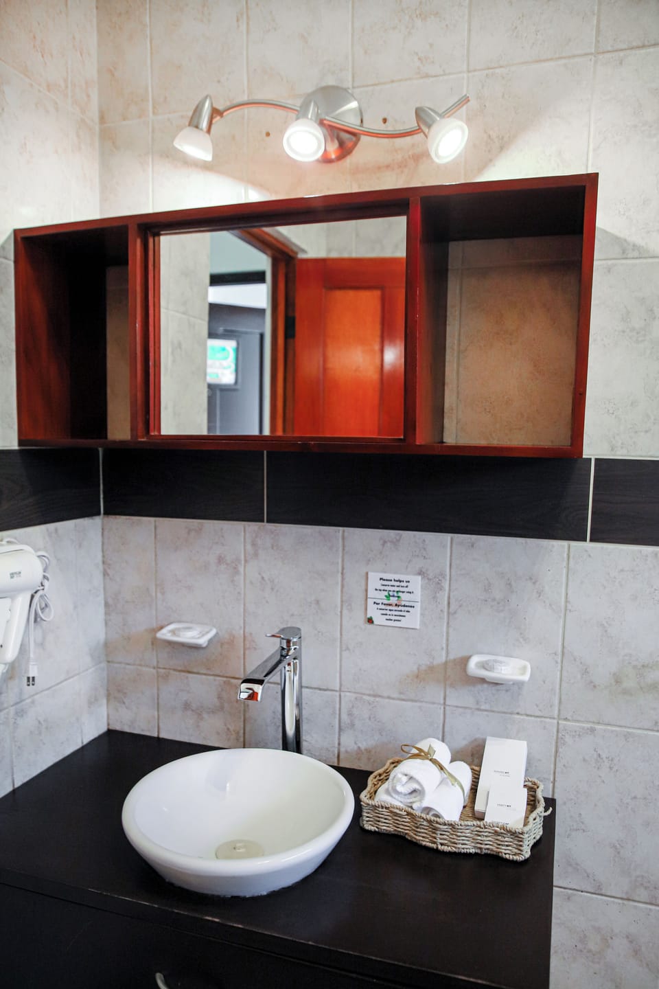 Maravida Social Hotel by Crazy Monkey Hotel in Tamarindo
