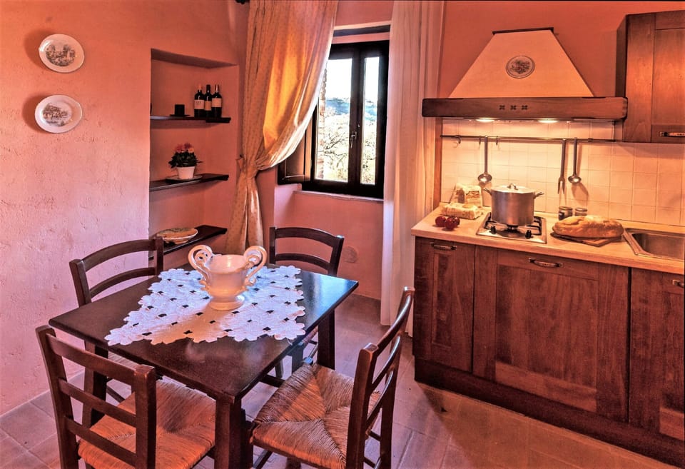 House, Multiple Bedrooms, Accessible, Smoking | Interior