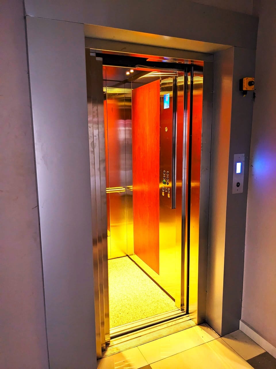 Alicia Hotel Hotel in Douala