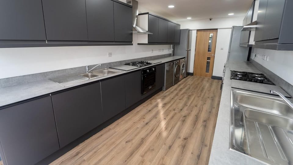 Studio | Private kitchen | Fridge, microwave, oven, stovetop