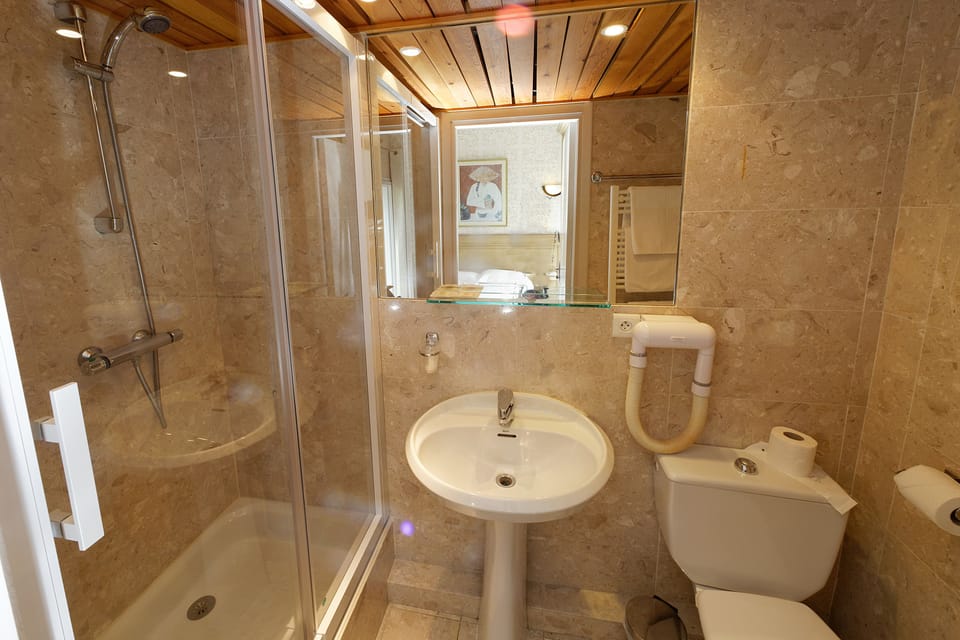 Hotel du Lac Foix Hotel in Occitanie