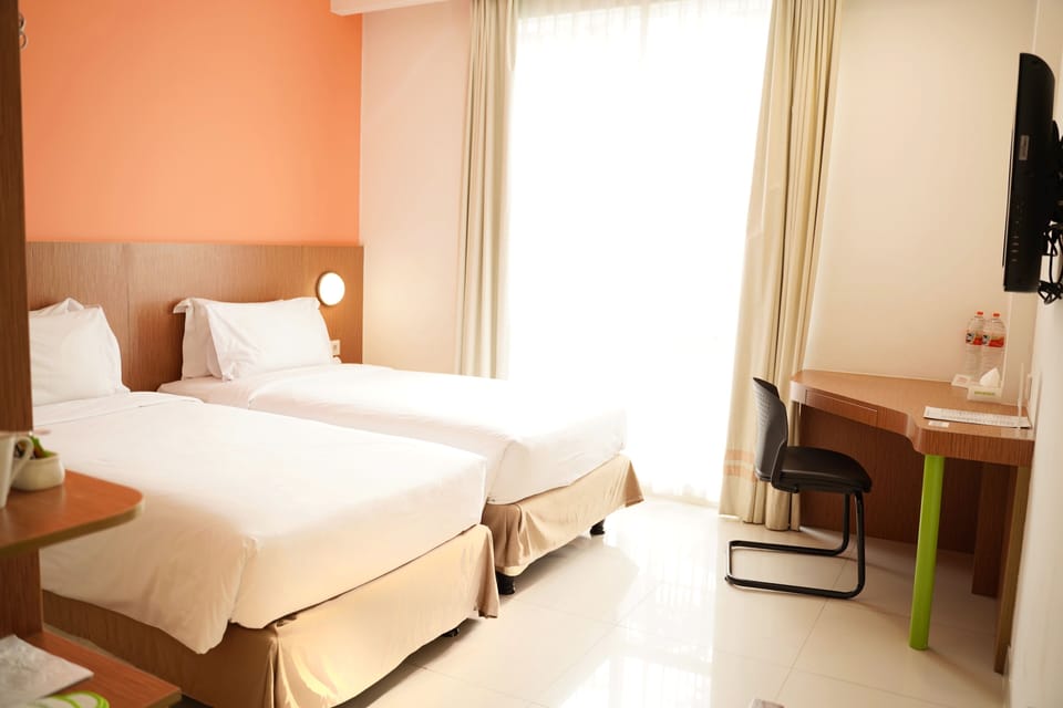 Superior Double Bed Room Only | In-room safe, desk, soundproofing, free WiFi