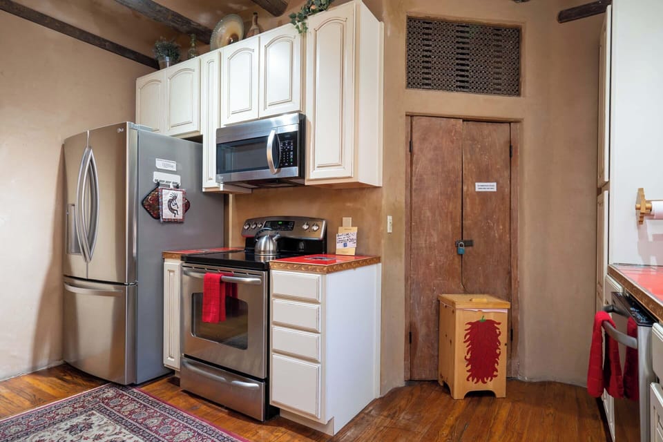 House (3 Bedrooms) | Property amenity