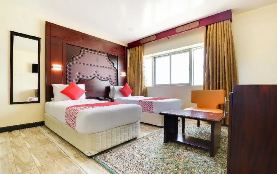 Twin Room | Premium bedding, WiFi (free), bed sheets